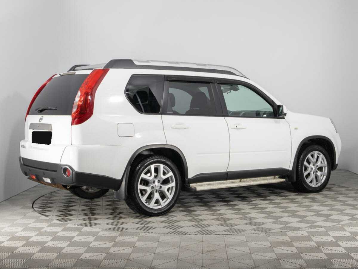 Б/У Ниссан Икс-Трейл 2014 года. Фото: #4