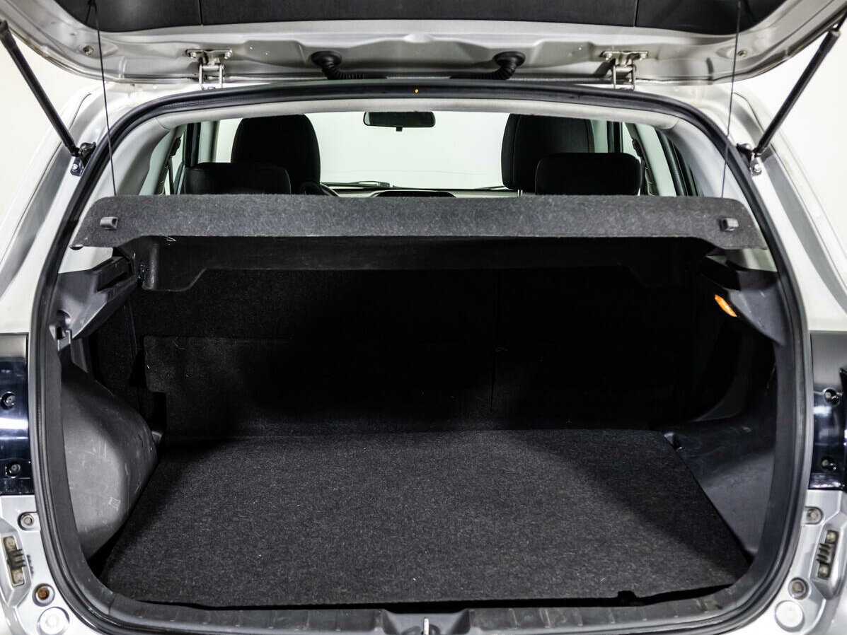 Б/У Митсубиши АС-Икс 2015 года. Фото: #14