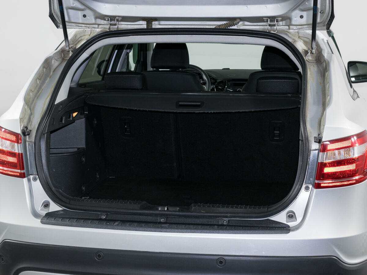 Б/У Лада (ВАЗ) Веста 2020 года. Фото: #8