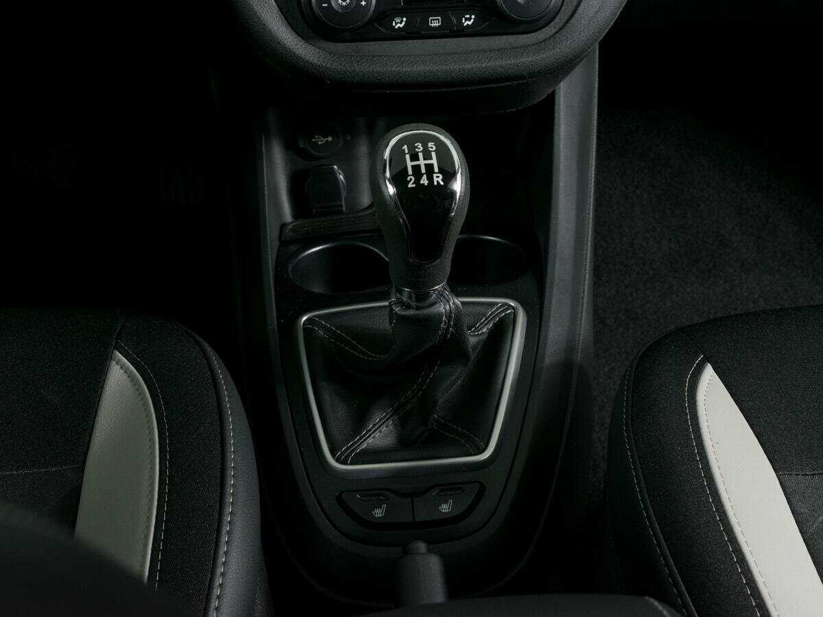 Б/У Лада (ВАЗ) Веста 2020 года. Фото: #12