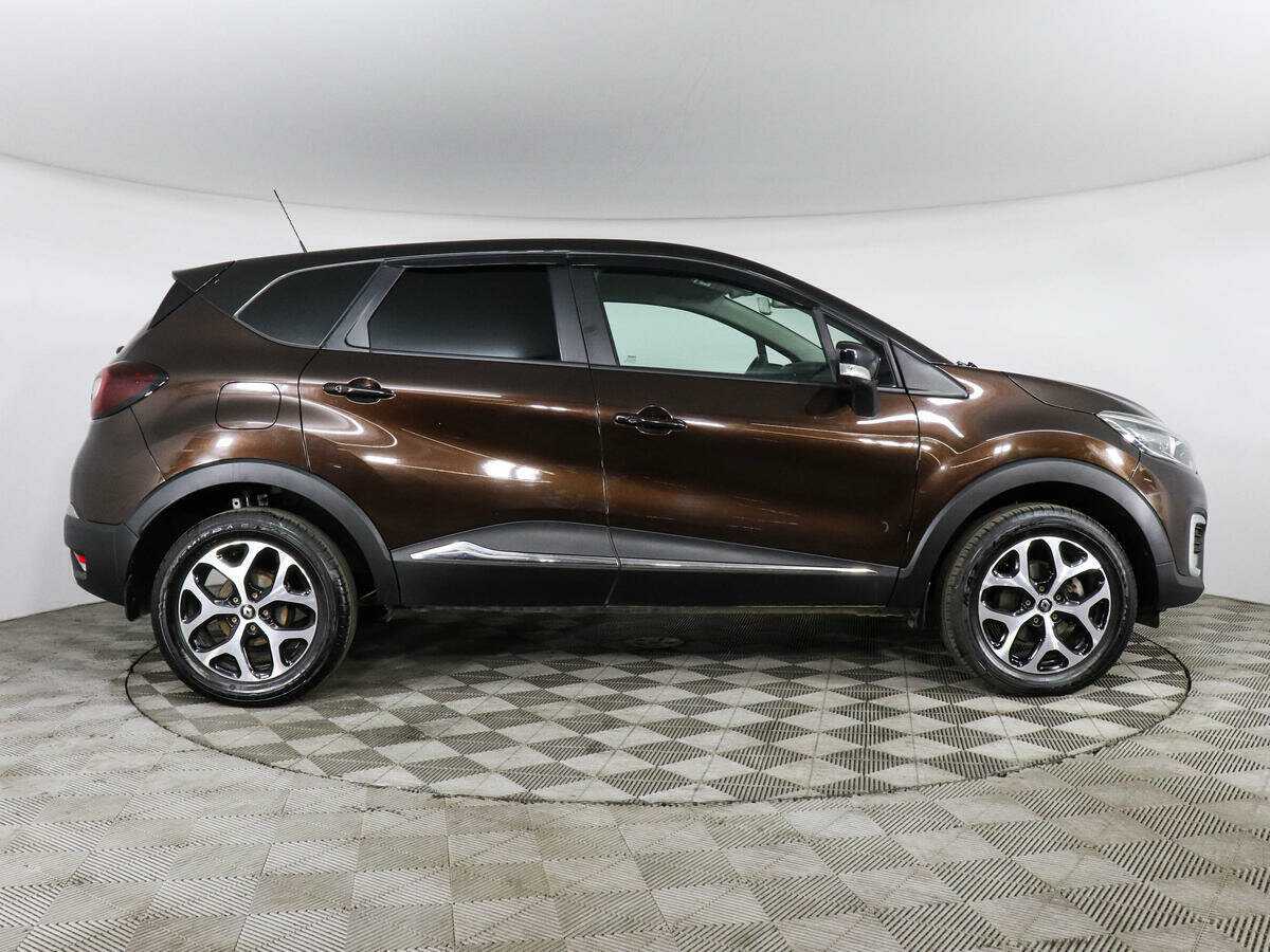 Renault Kaptur 2017 года с пробегом. Фото: #3