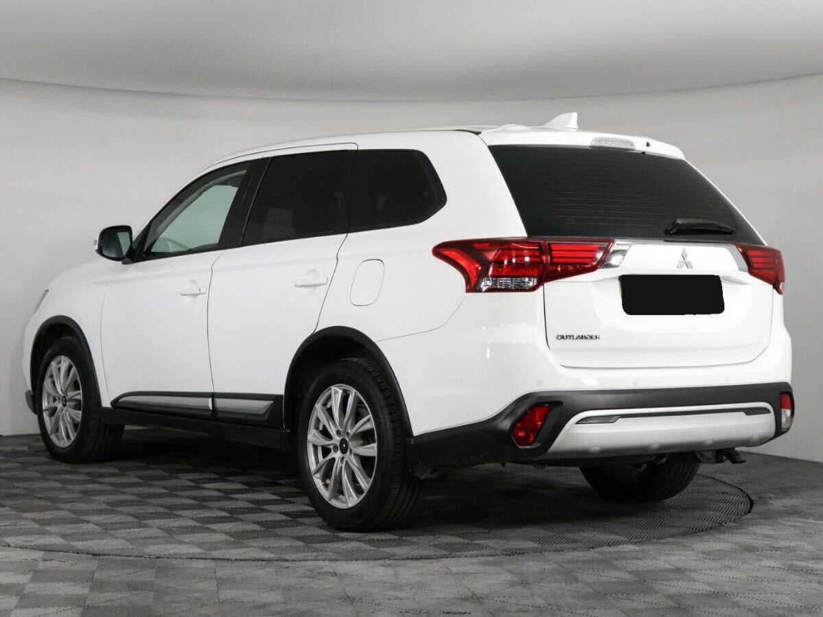 Mitsubishi Outlander 2020 года с пробегом. Фото: #5