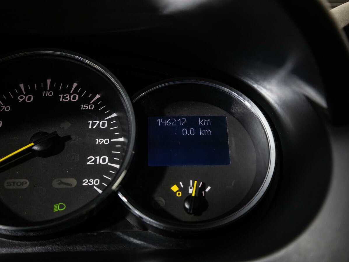 Б/У Рено Меган 2012 года. Фото: #11