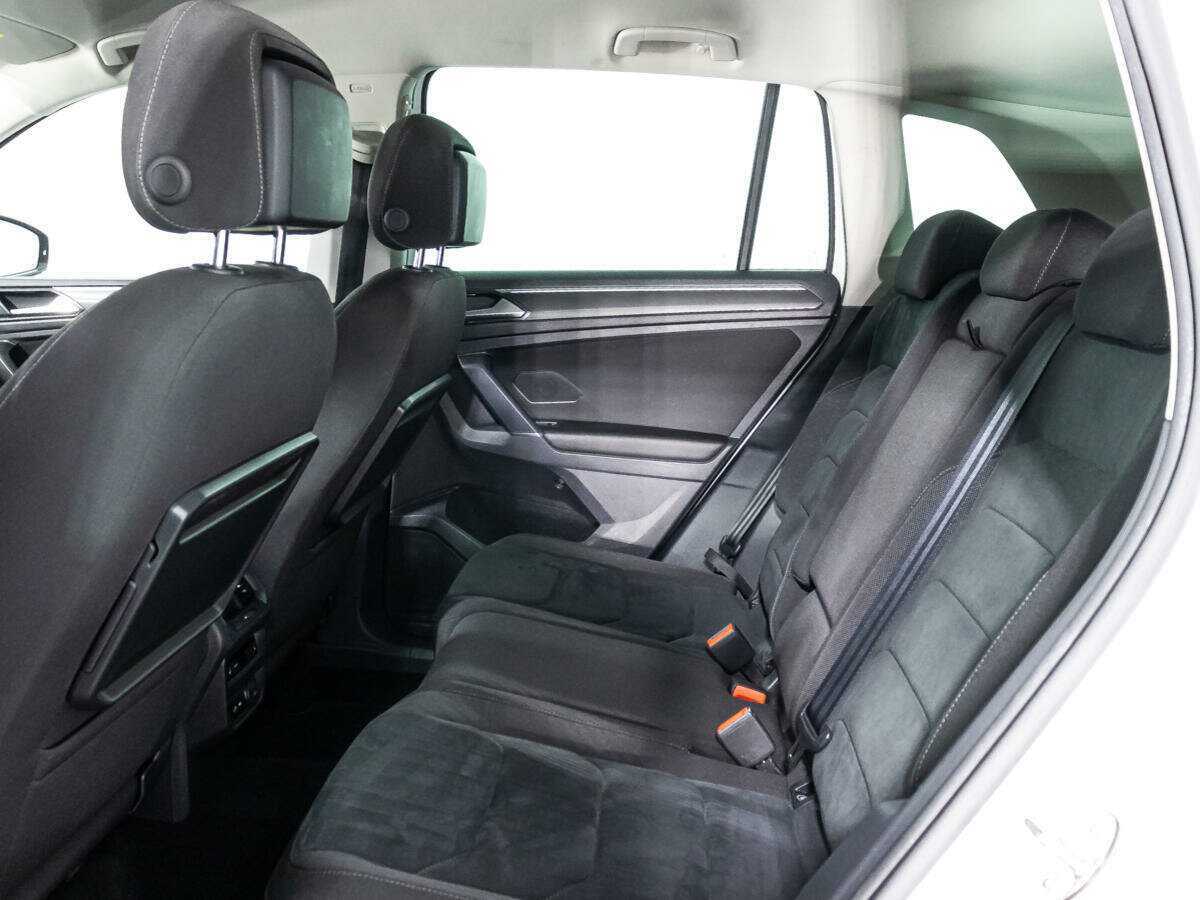 Volkswagen Tiguan 2018 года с пробегом. Фото: #9