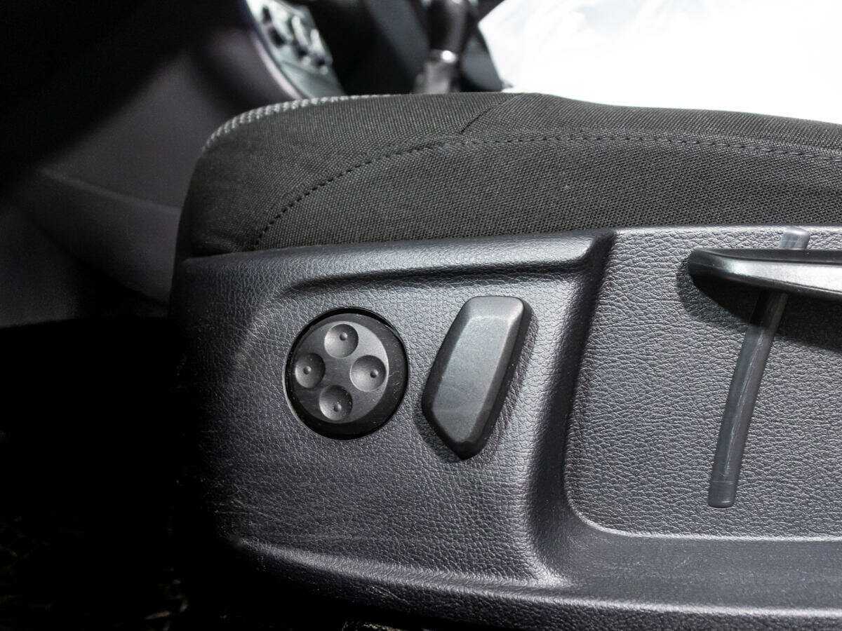 Б/У Фольксваген Пассат 2013 года. Фото: #16