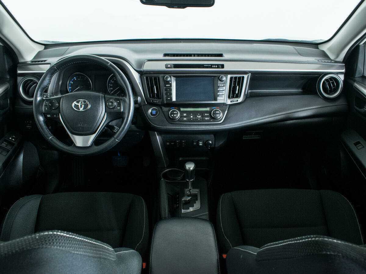 Toyota RAV4 2019 года с пробегом. Фото: #11
