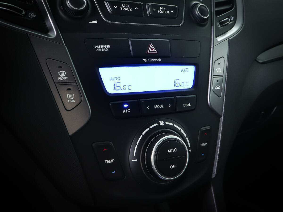 Б/У Хендай Санта Фе 2012 года. Фото: #11