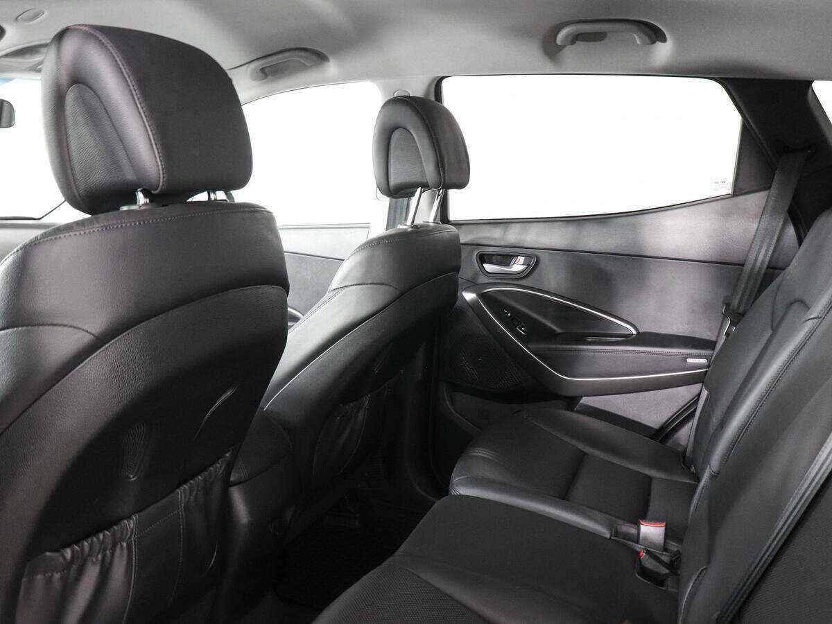 Hyundai Santa Fe 2015 года с пробегом. Фото: #11