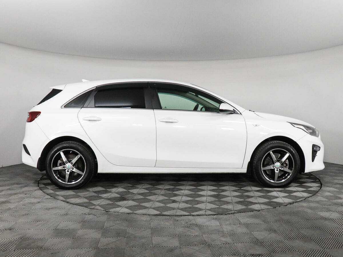 Б/У Киа Сид 2019 года. Фото: #2