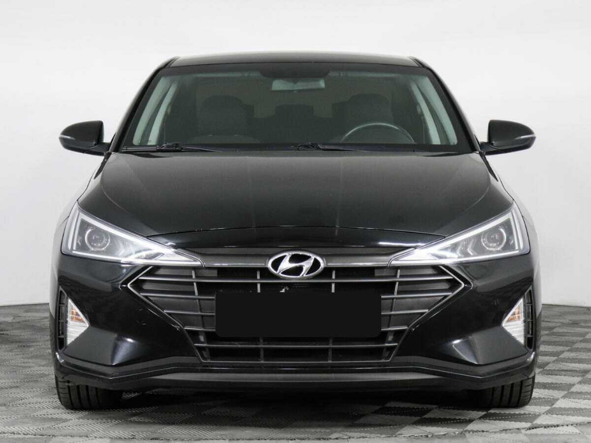 Hyundai Elantra 2019 года с пробегом. Фото: #1