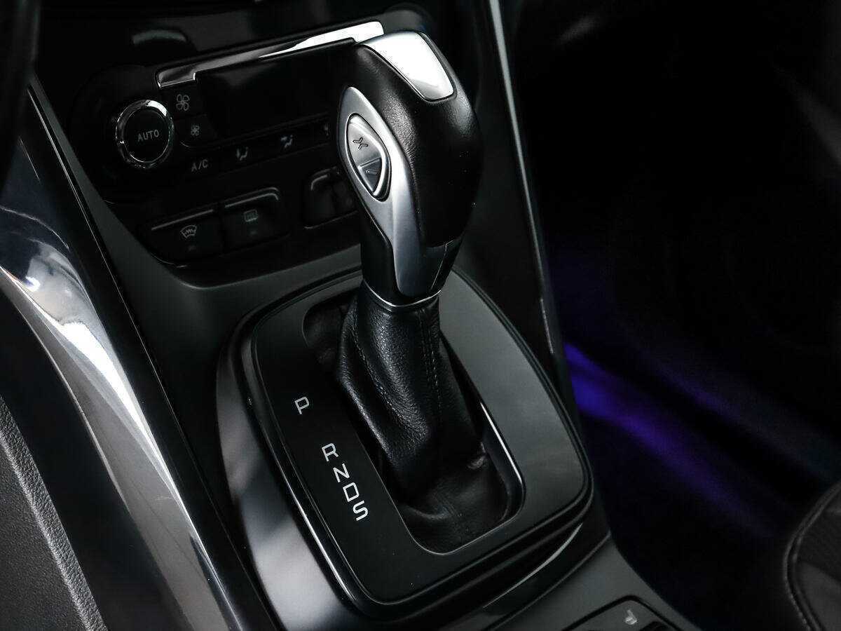 Б/У Форд Куга 2014 года. Фото: #9