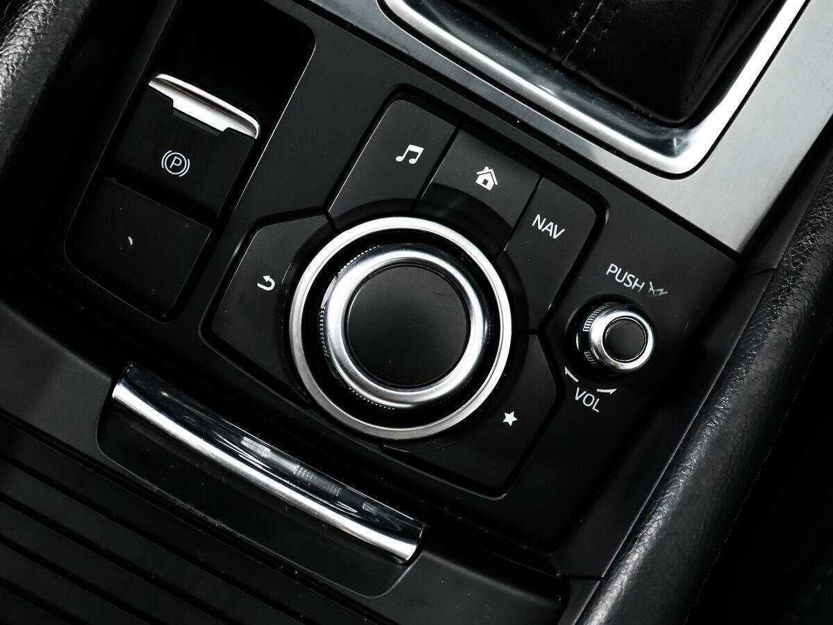 Б/У Мазда 6 2017 года. Фото: #10