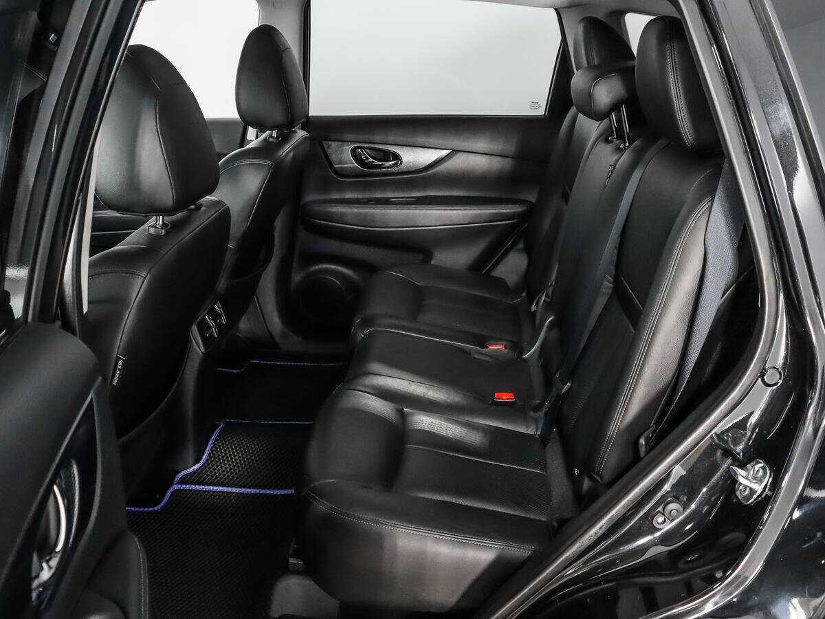 Б/У Ниссан Икс-Трейл 2015 года. Фото: #10