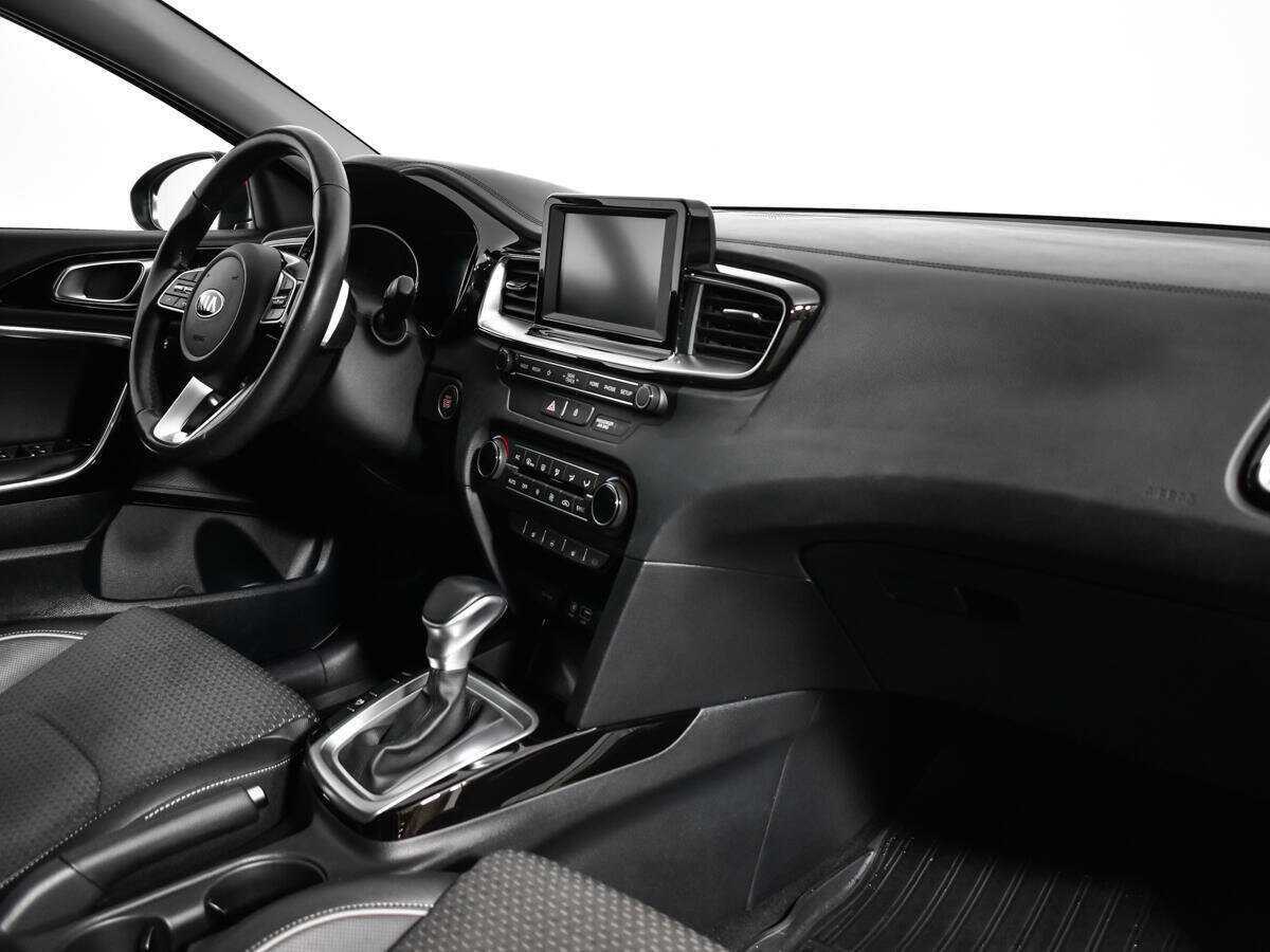 Б/У Киа Сид 2019 года. Фото: #4