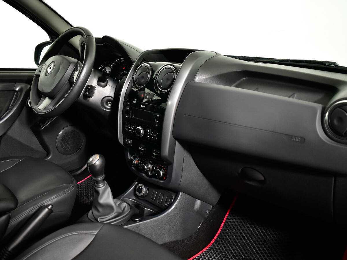 Б/У Рено Дастер 2017 года. Фото: #6