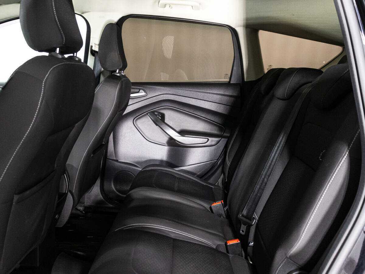 Б/У Форд Куга 2017 года. Фото: #9