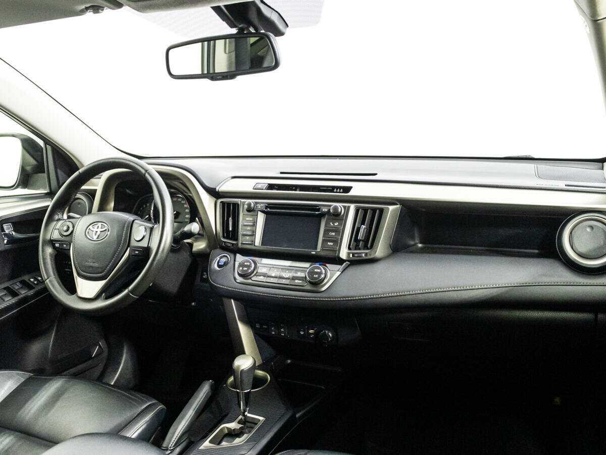 Б/У Тойота Рав4 2013 года. Фото: #8