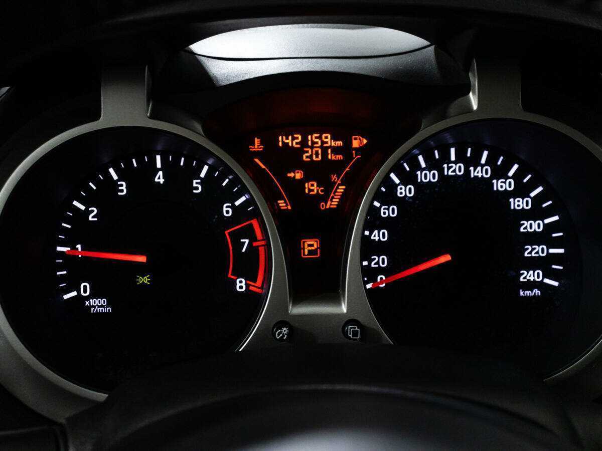 Б/У Ниссан Жук 2014 года. Фото: #11