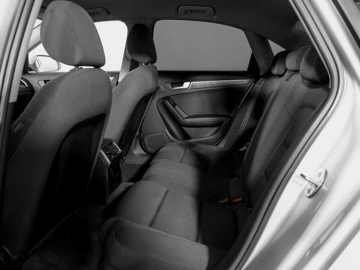 Audi A4 2012 года с пробегом. Фото: #9