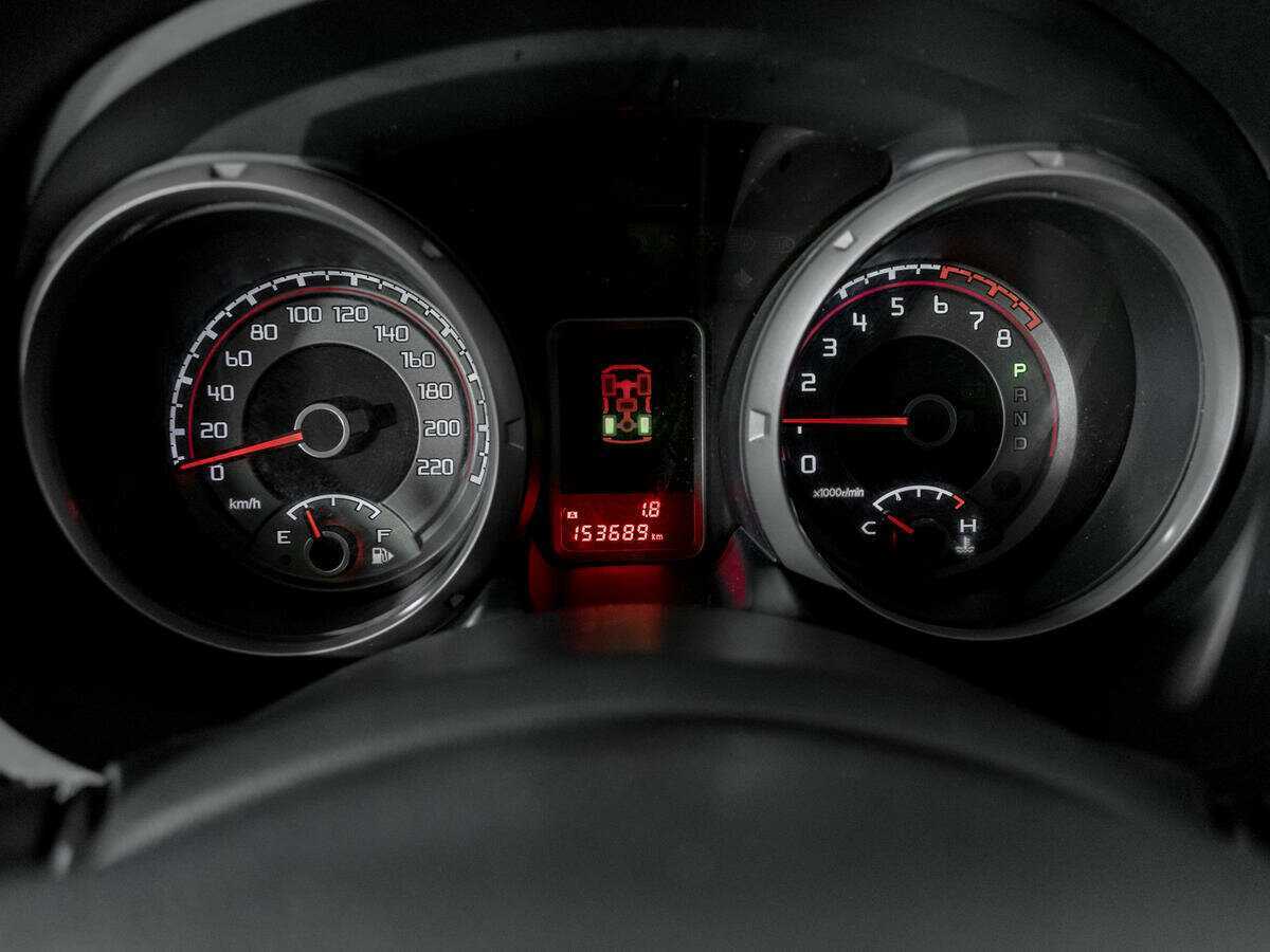 Mitsubishi Pajero 2017 года с пробегом. Фото: #10