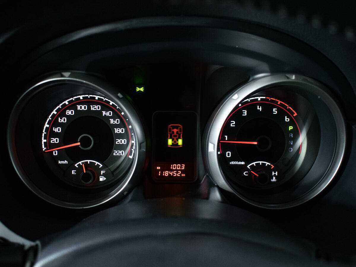 Mitsubishi Pajero 2014 года с пробегом. Фото: #7