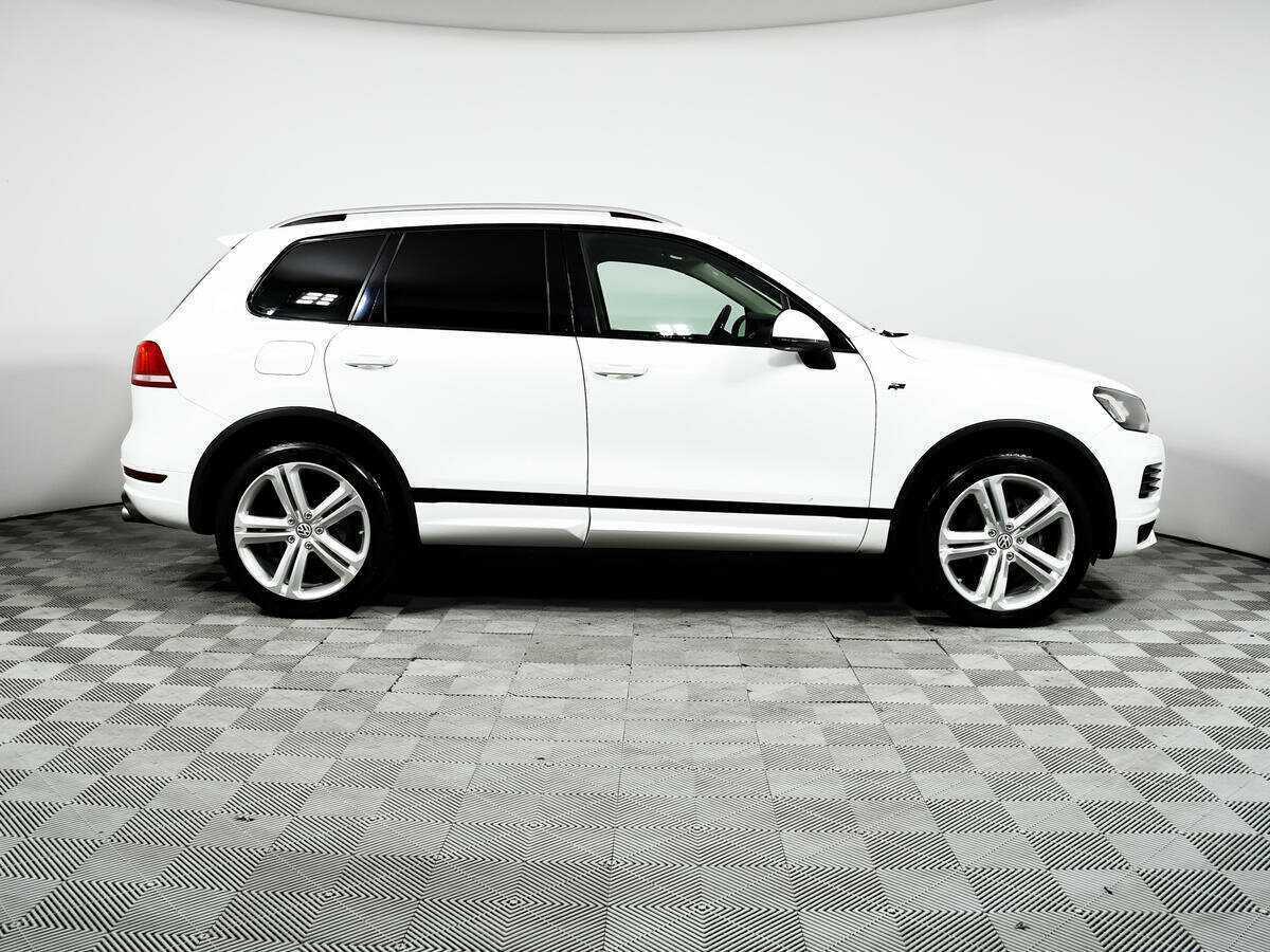 Volkswagen Touareg 2012 года с пробегом. Фото: #3