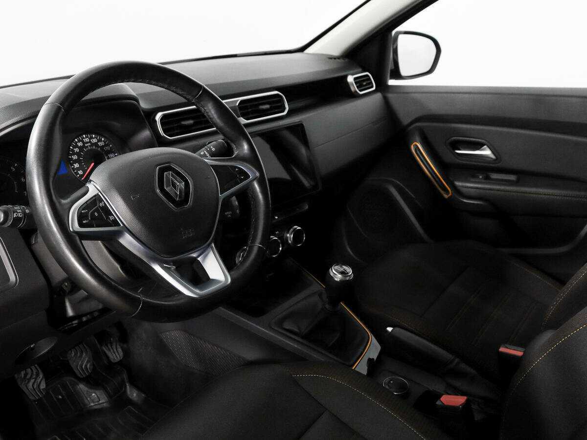 Б/У Рено Дастер 2022 года. Фото: #8