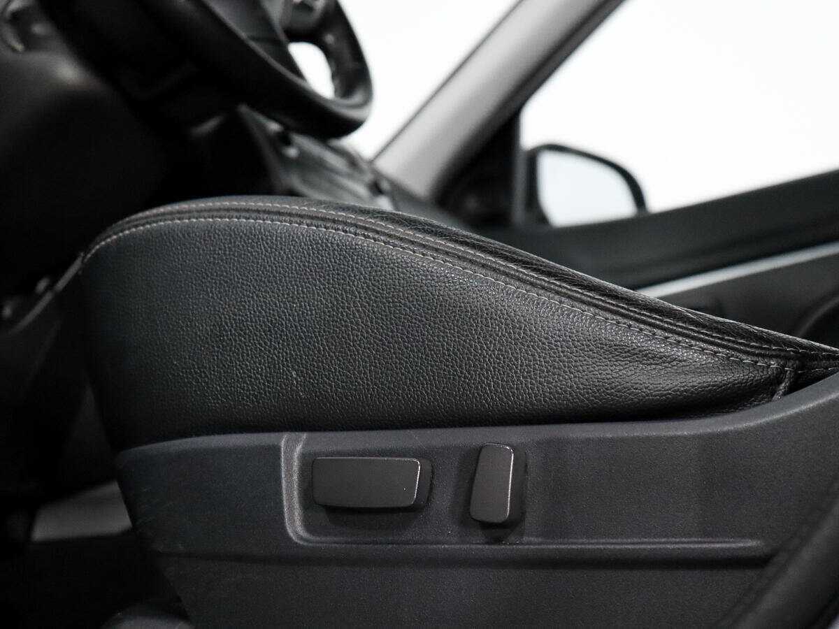 Б/У Митсубиши АС-Икс 2012 года. Фото: #9