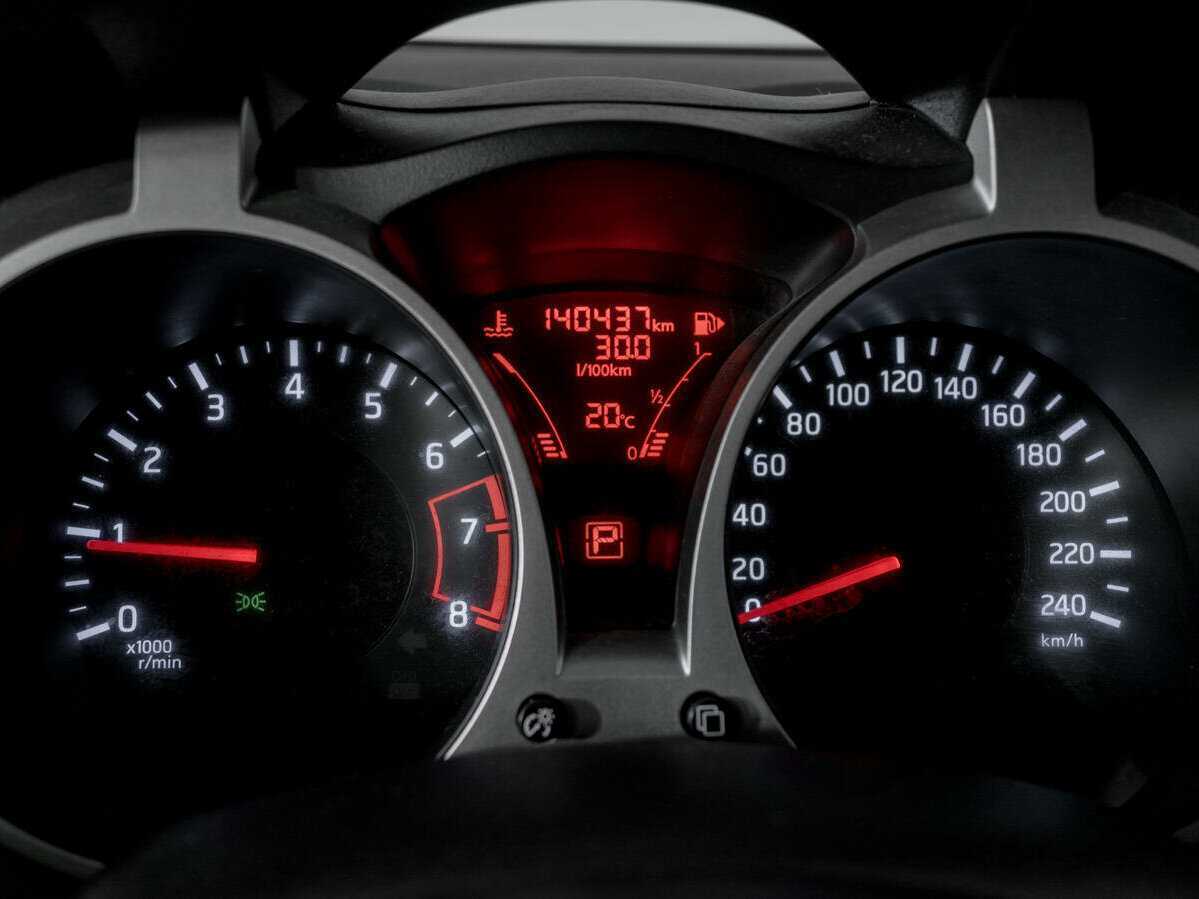 Б/У Ниссан Жук 2013 года. Фото: #10