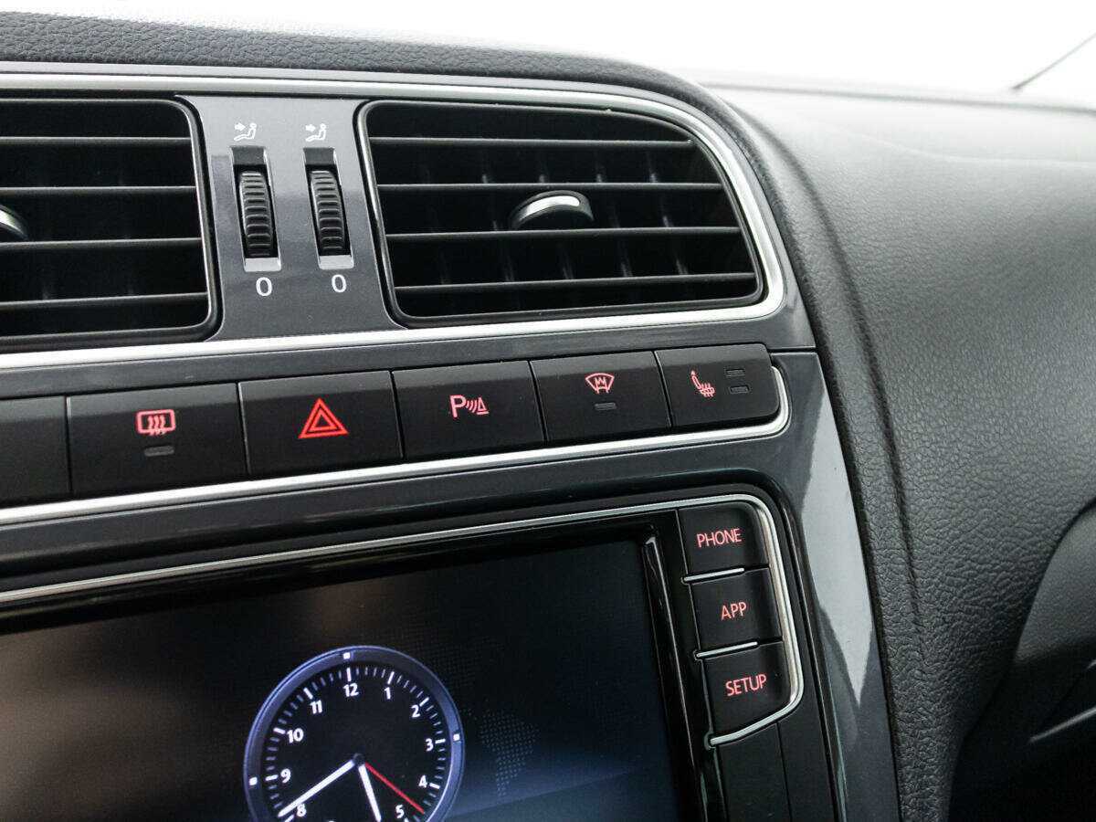 Б/У Фольксваген Поло 2019 года. Фото: #16