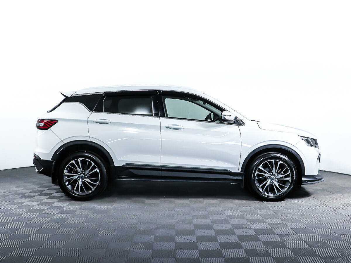 Б/У Джили Кулрэй 2021 года. Фото: #2