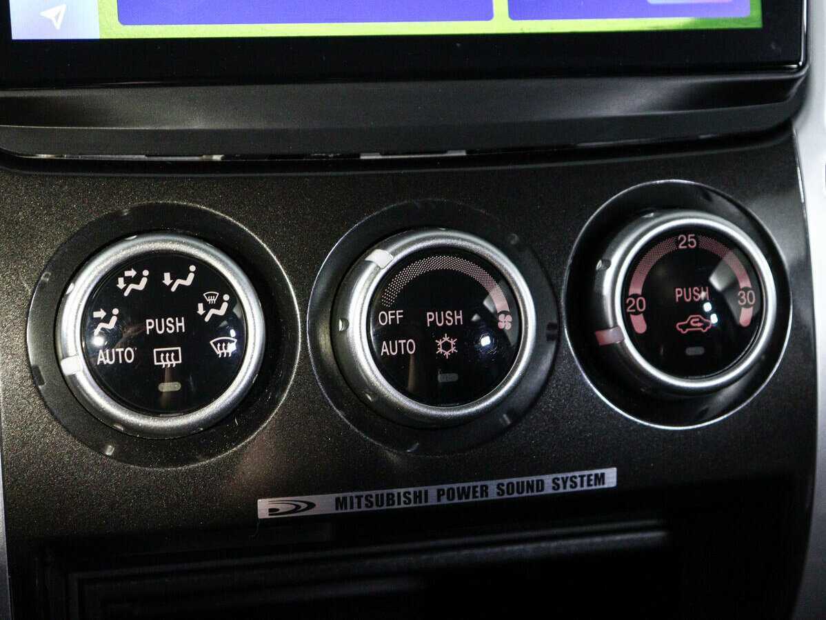 Mitsubishi Pajero Sport 2012 года с пробегом. Фото: #14