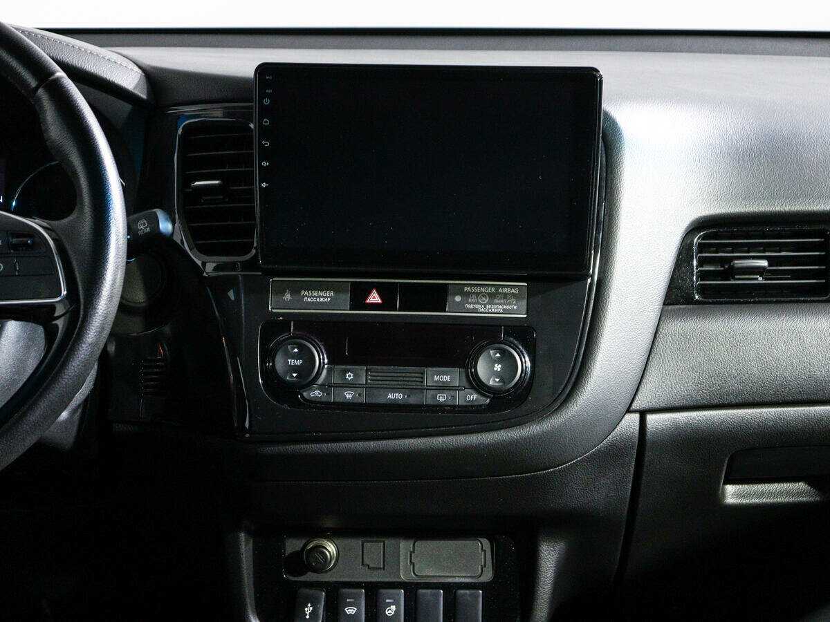 Mitsubishi Outlander 2018 года с пробегом. Фото: #10