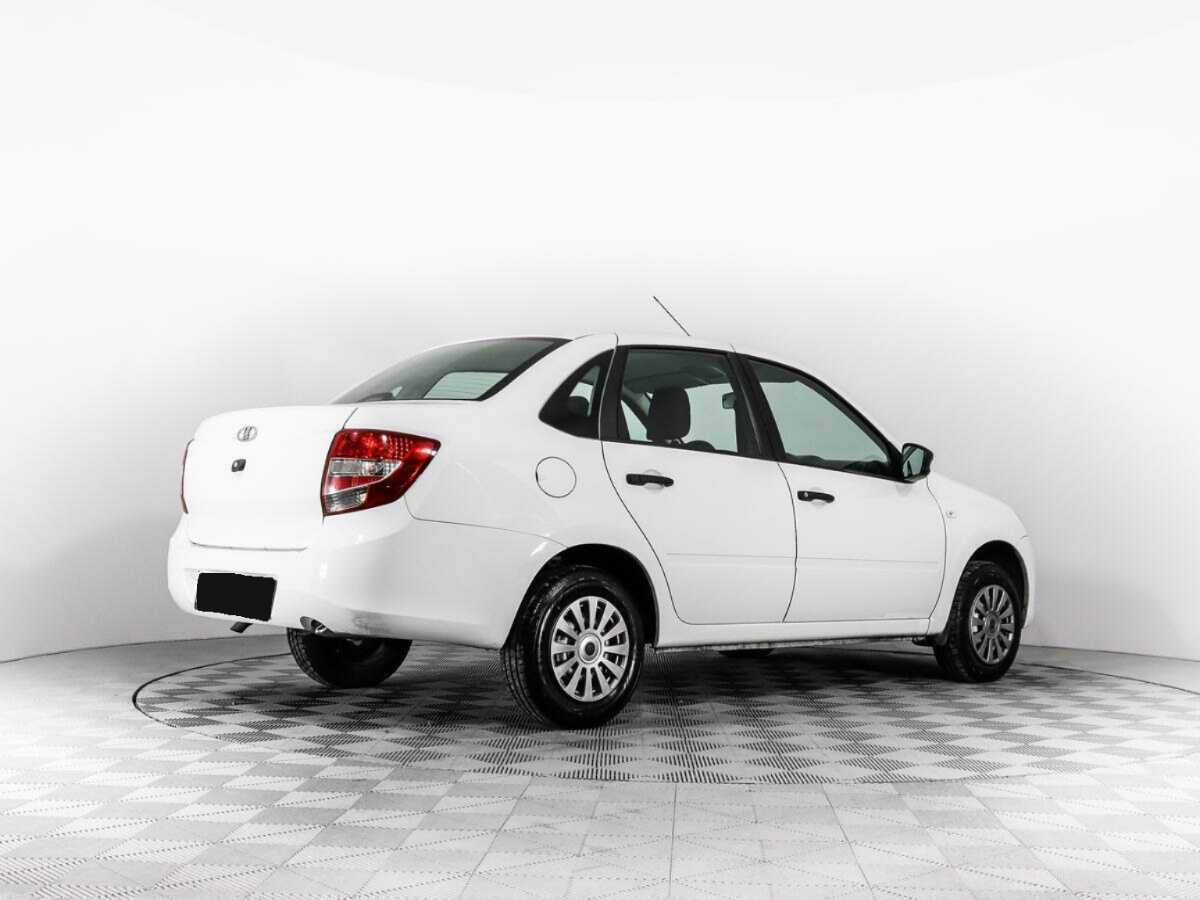 Б/У Лада (ВАЗ) Гранта 2018 года. Фото: #4