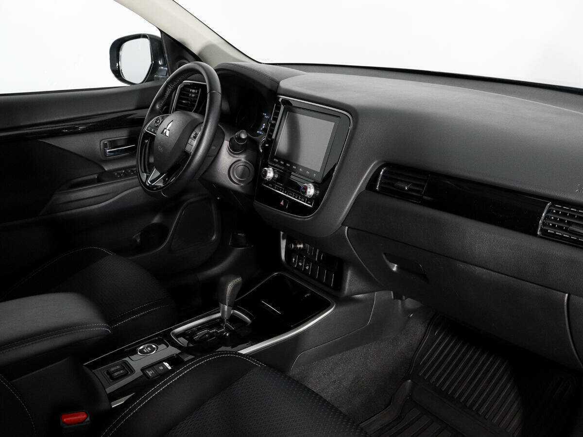 Mitsubishi Outlander 2020 года с пробегом. Фото: #13