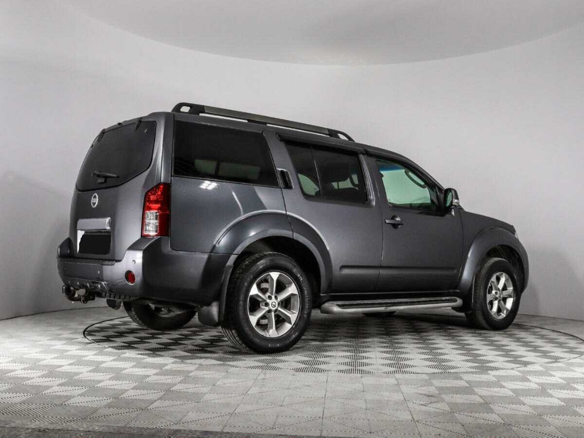 Б/У Ниссан Патфайндер 2013 года. Фото: #4