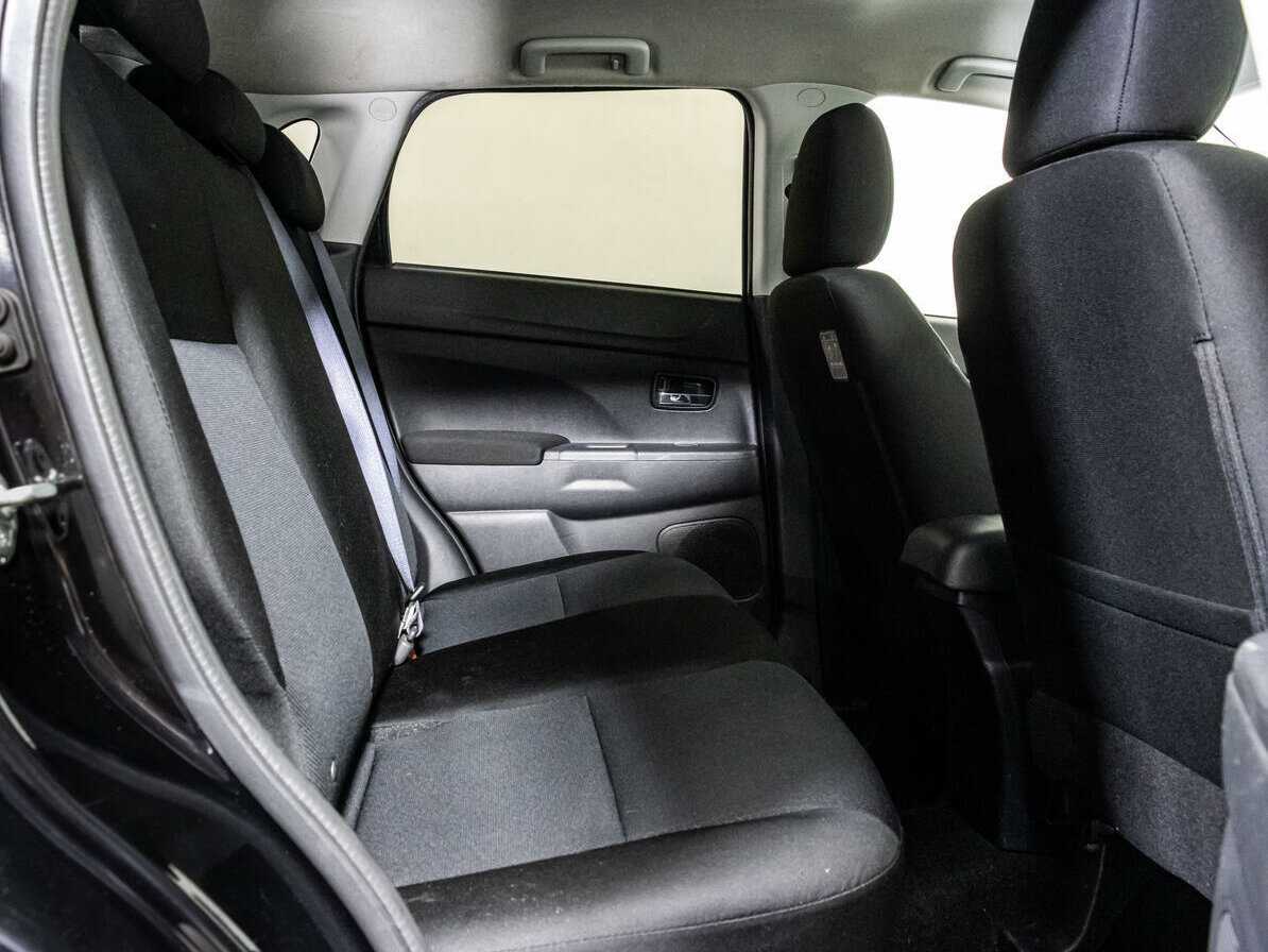 Б/У Митсубиши АС-Икс 2012 года. Фото: #11