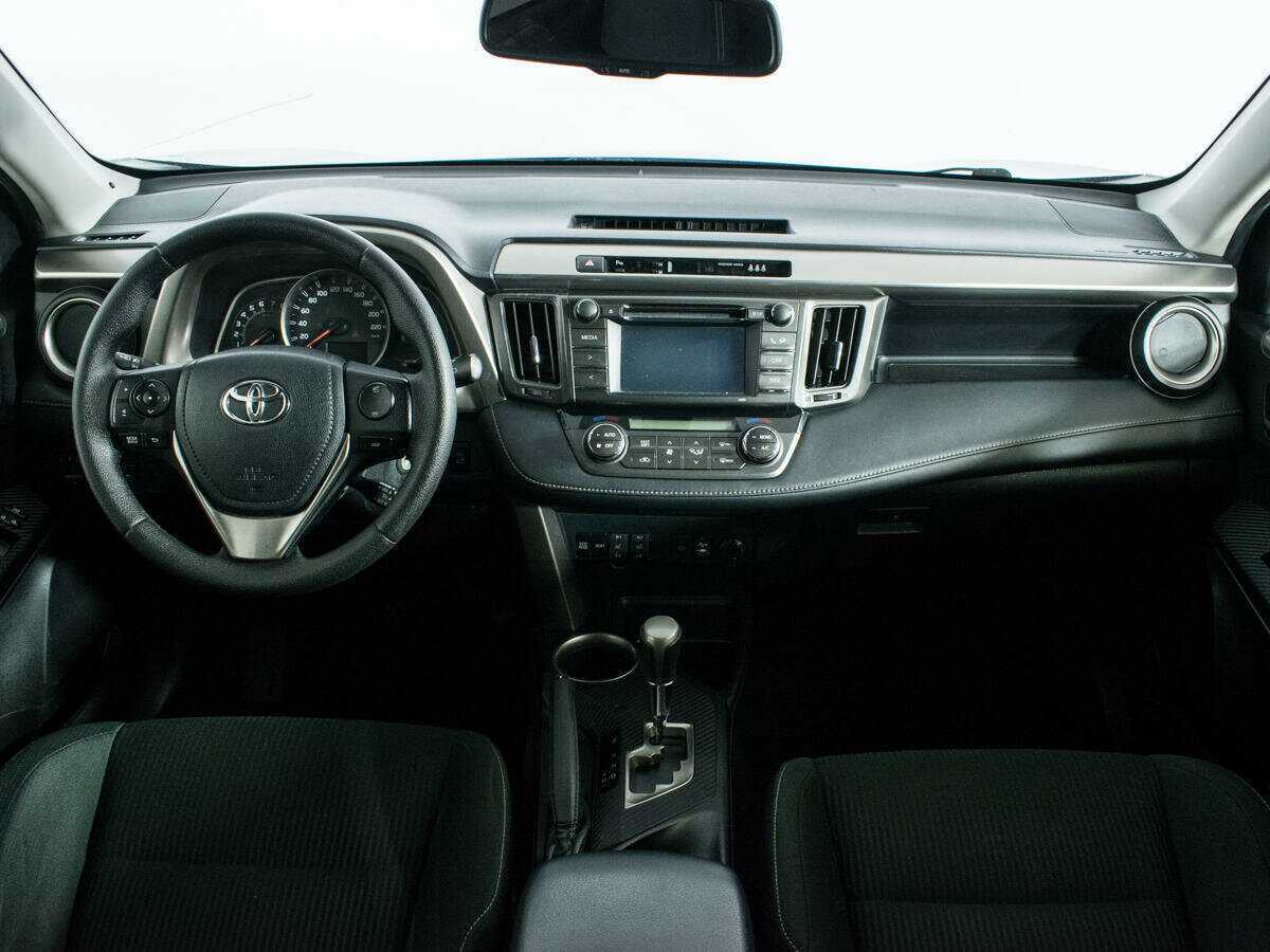 Toyota RAV4 2015 года с пробегом. Фото: #11
