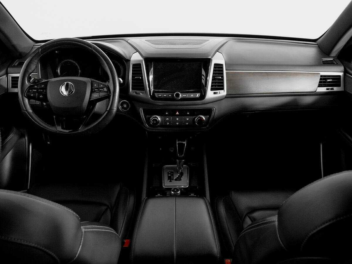 SsangYong Rexton 2018 года с пробегом. Фото: #11