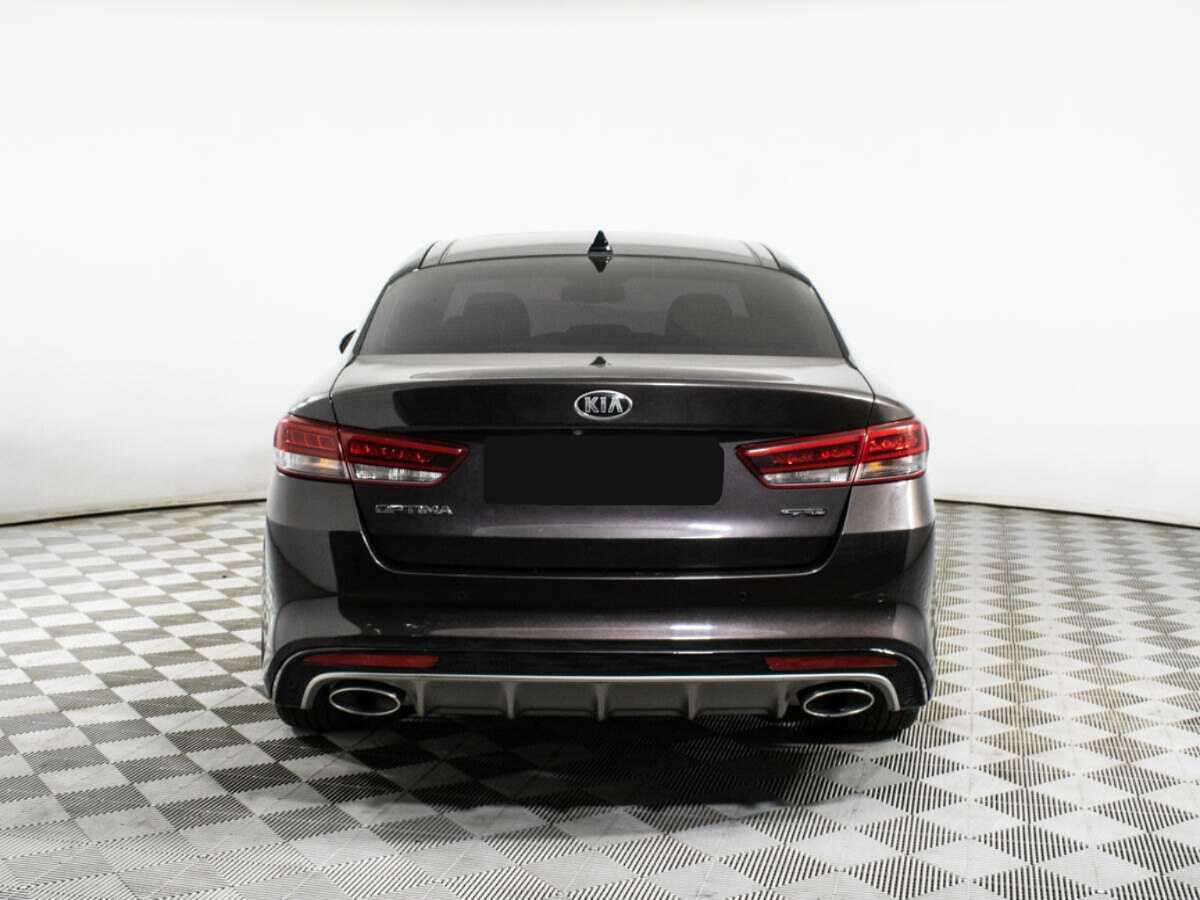 Б/У Киа Оптима 2017 года. Фото: #4