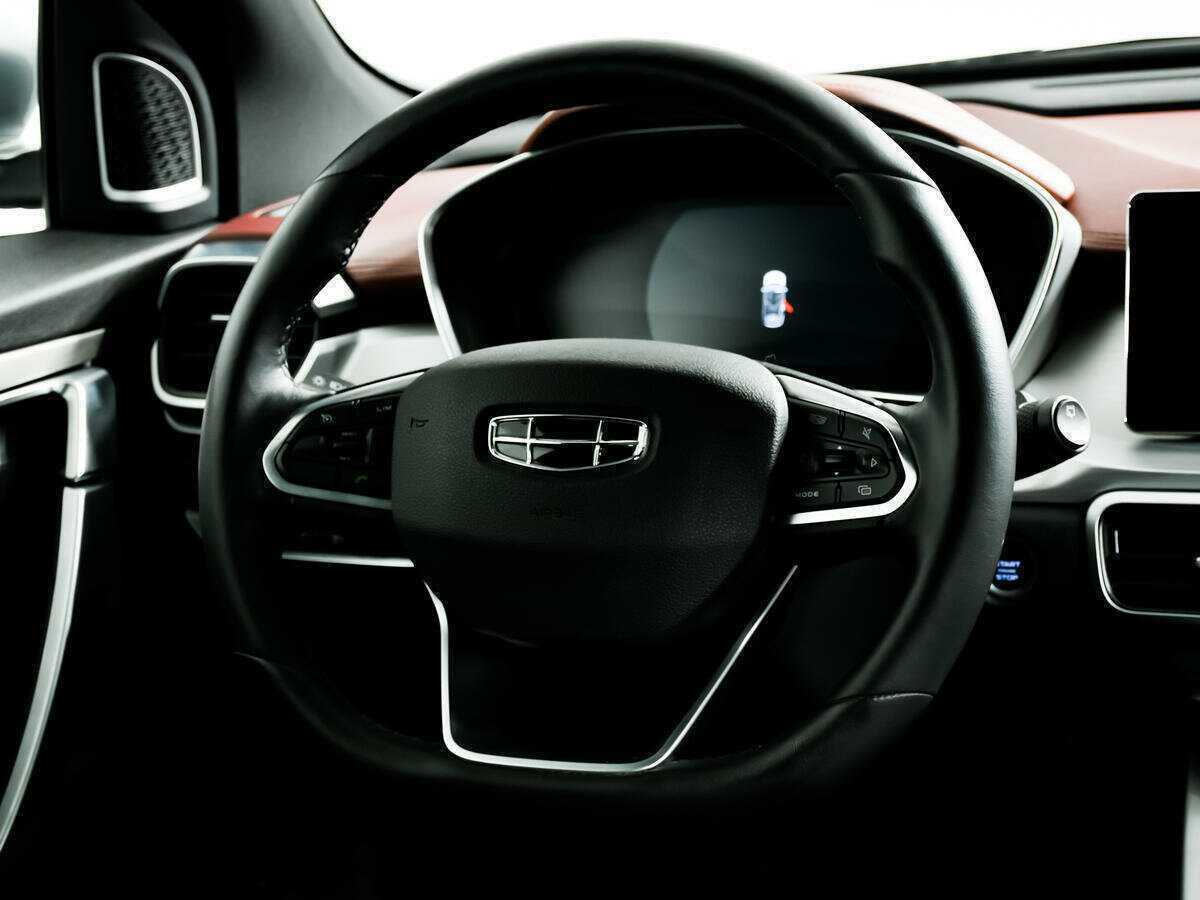 Б/У Джили Кулрэй 2022 года. Фото: #13