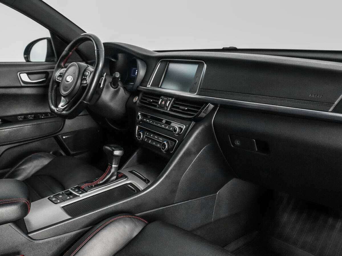 Б/У Киа Оптима 2017 года. Фото: #11