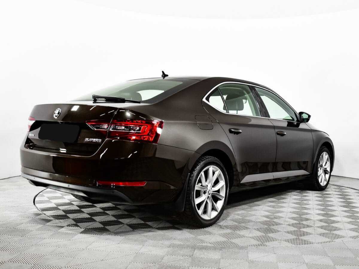 Skoda Superb 2016 года с пробегом. Фото: #4