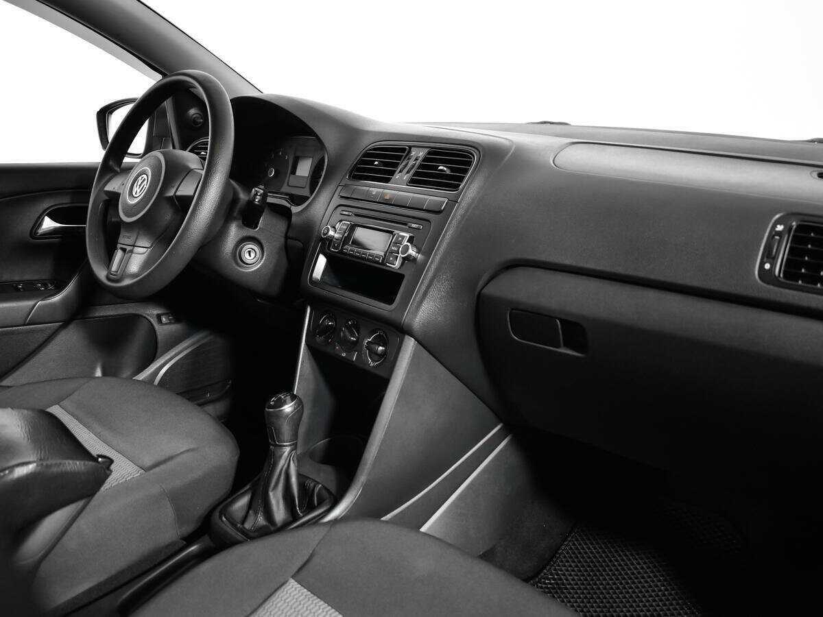 Б/У Фольксваген Поло 2013 года. Фото: #8