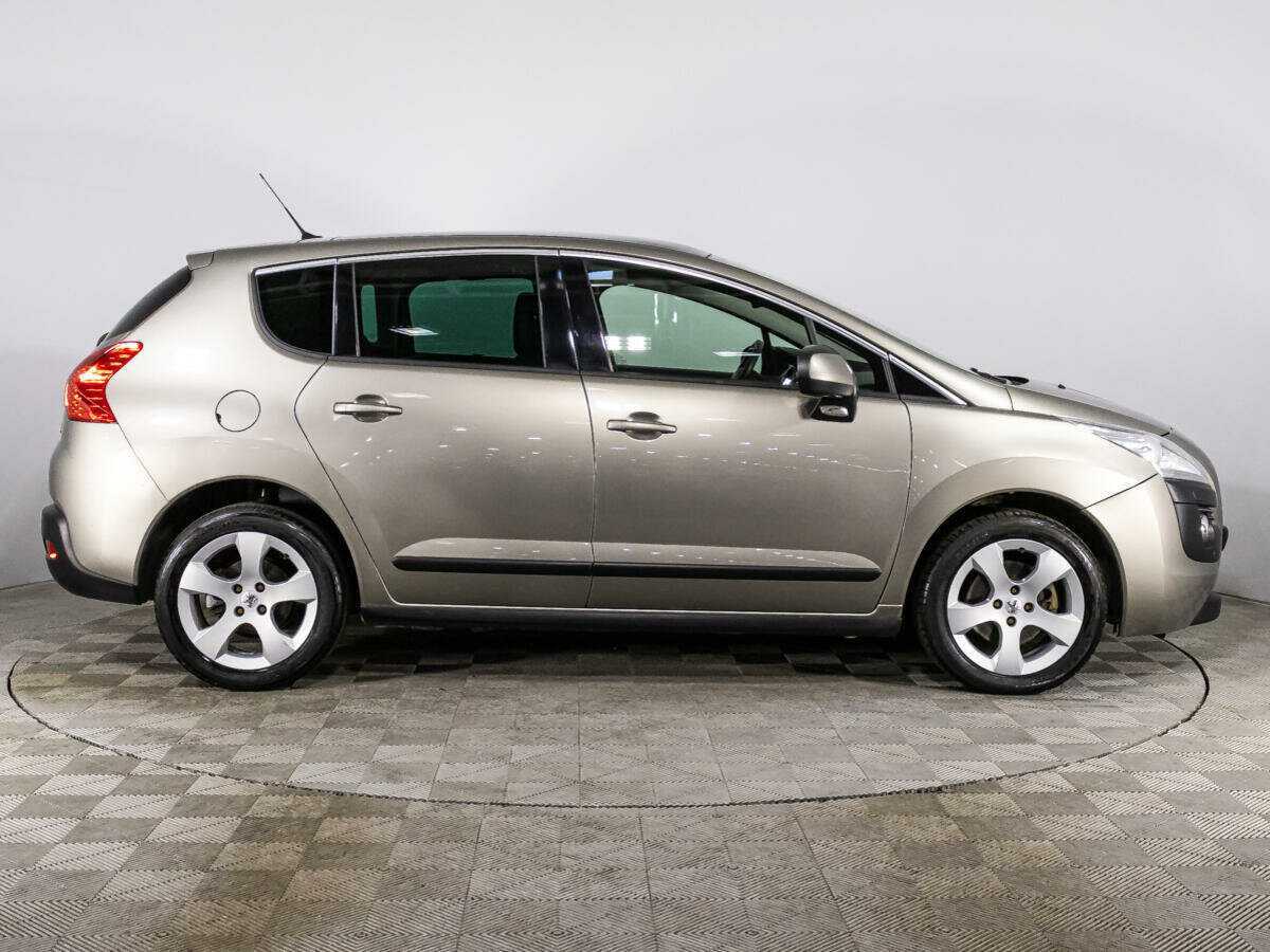 Б/У Пежо 3008 2013 года. Фото: #3