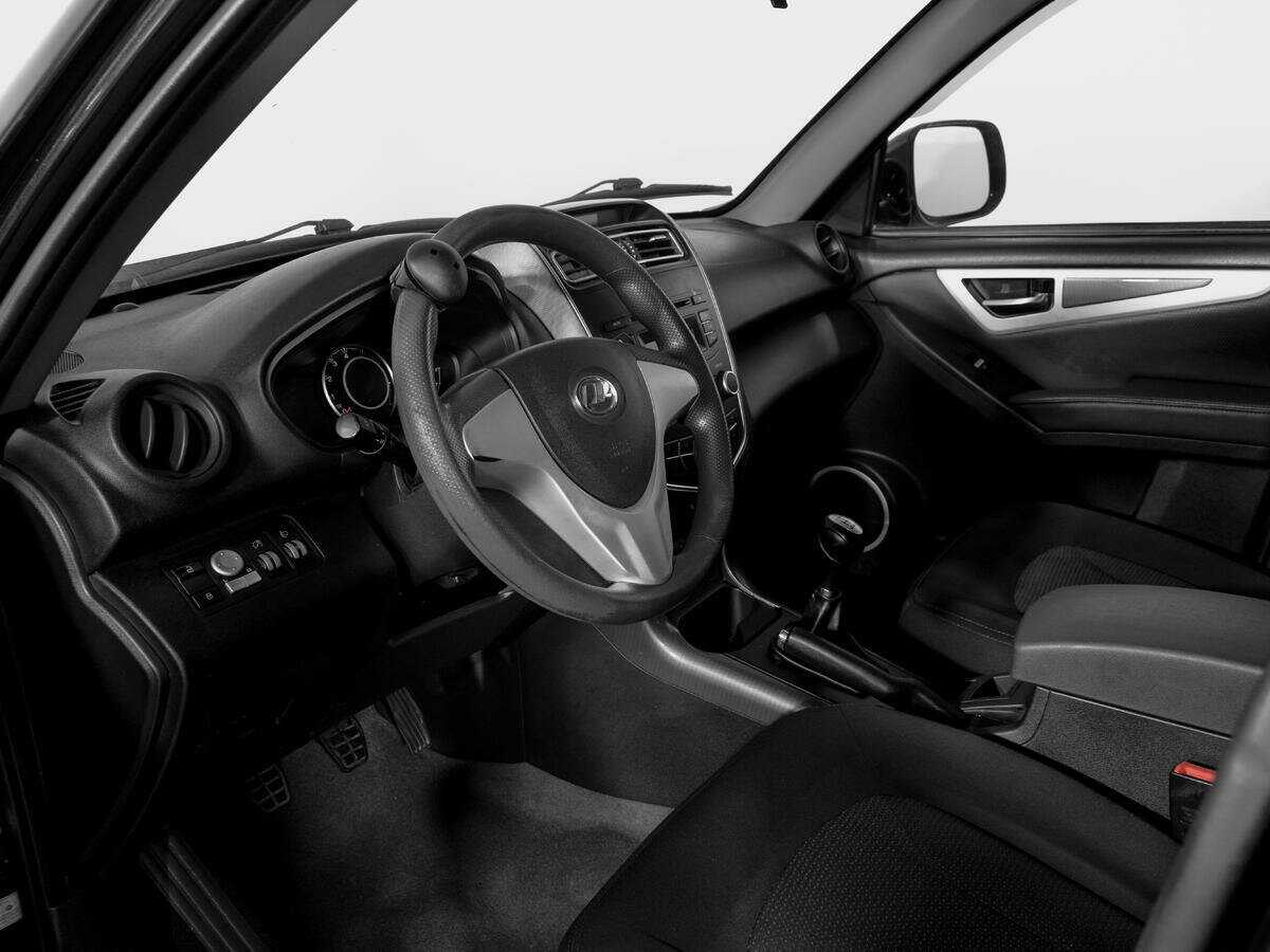 Б/У Лифан Икс60 2018 года. Фото: #13