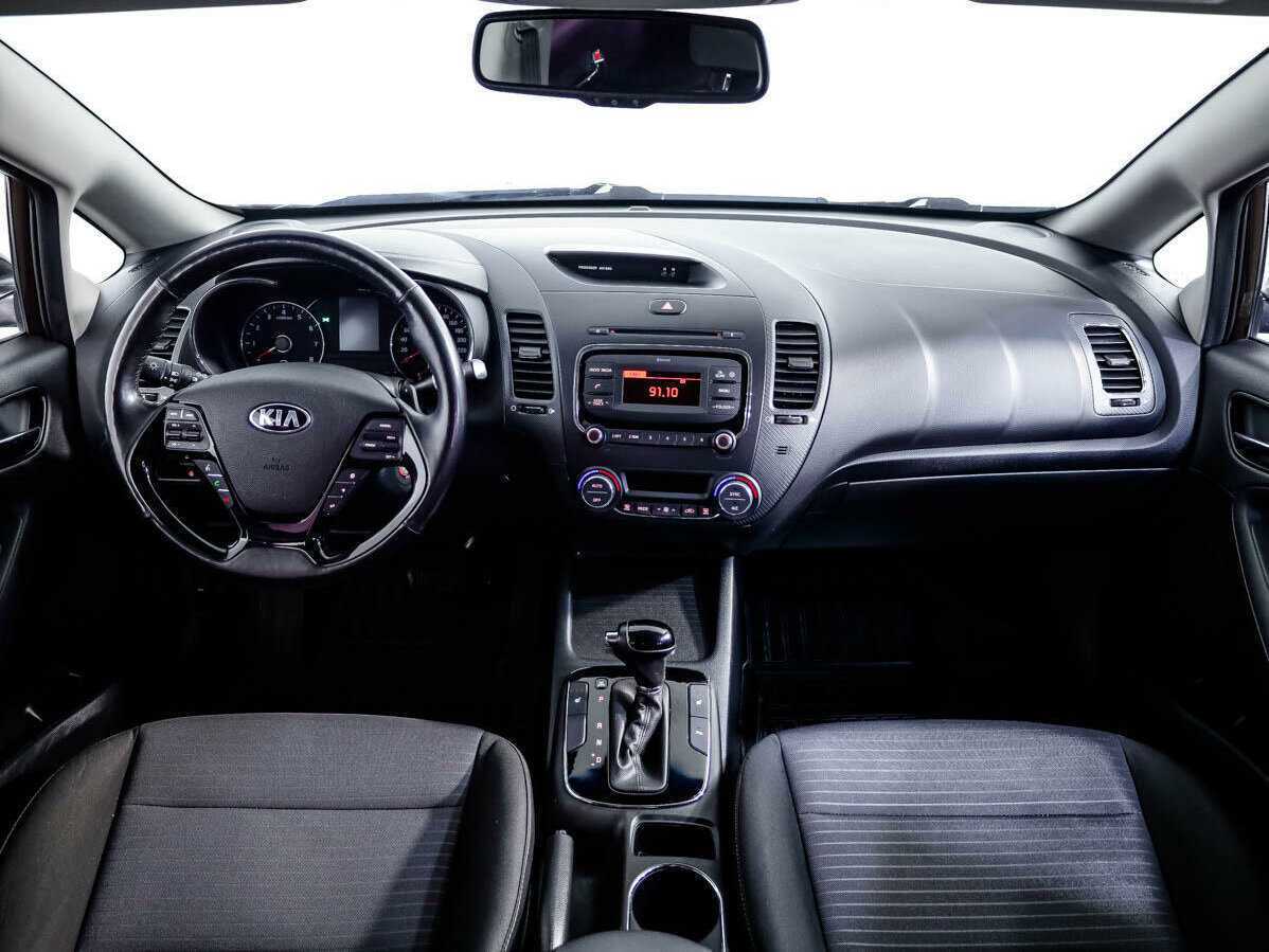 Б/У Киа Церато 2018 года. Фото: #8