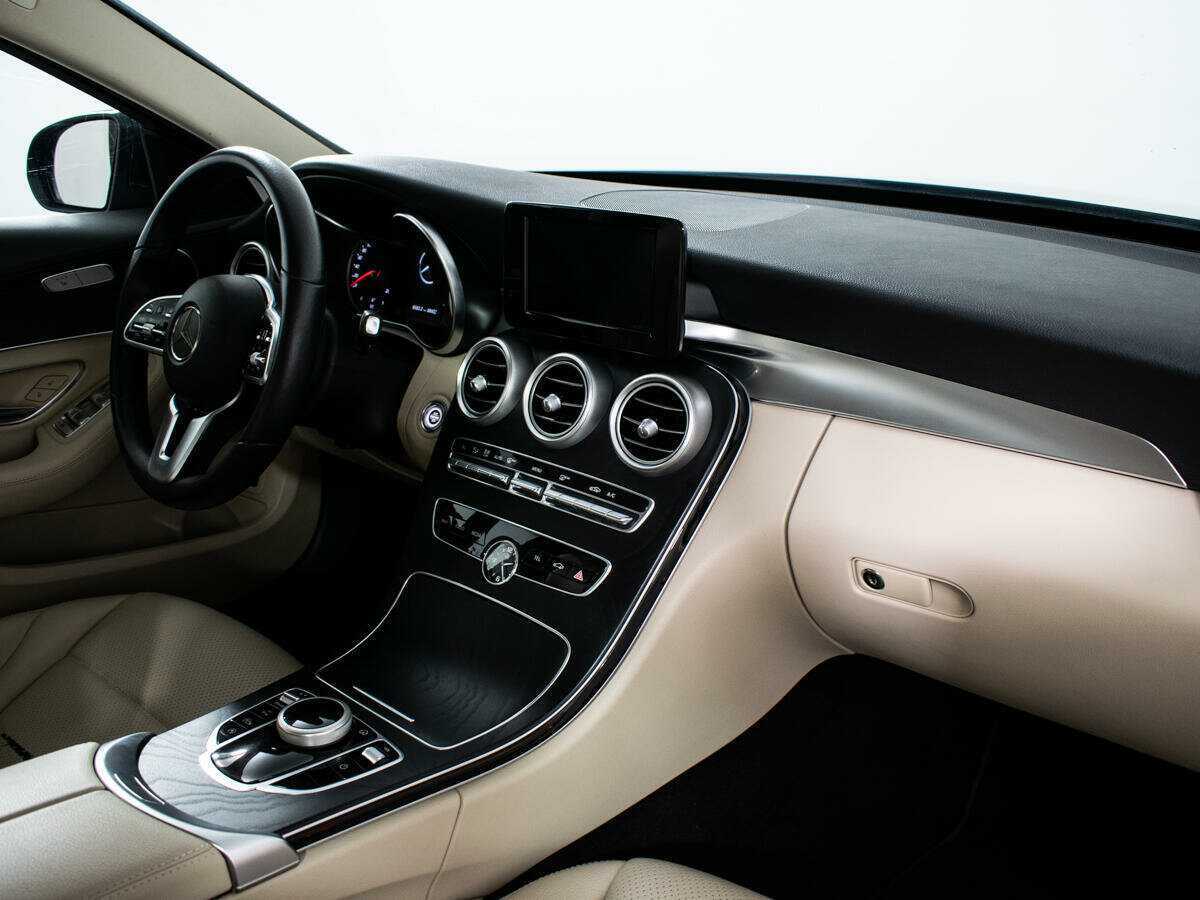 Mercedes-Benz C-Класс 2020 года с пробегом. Фото: #8