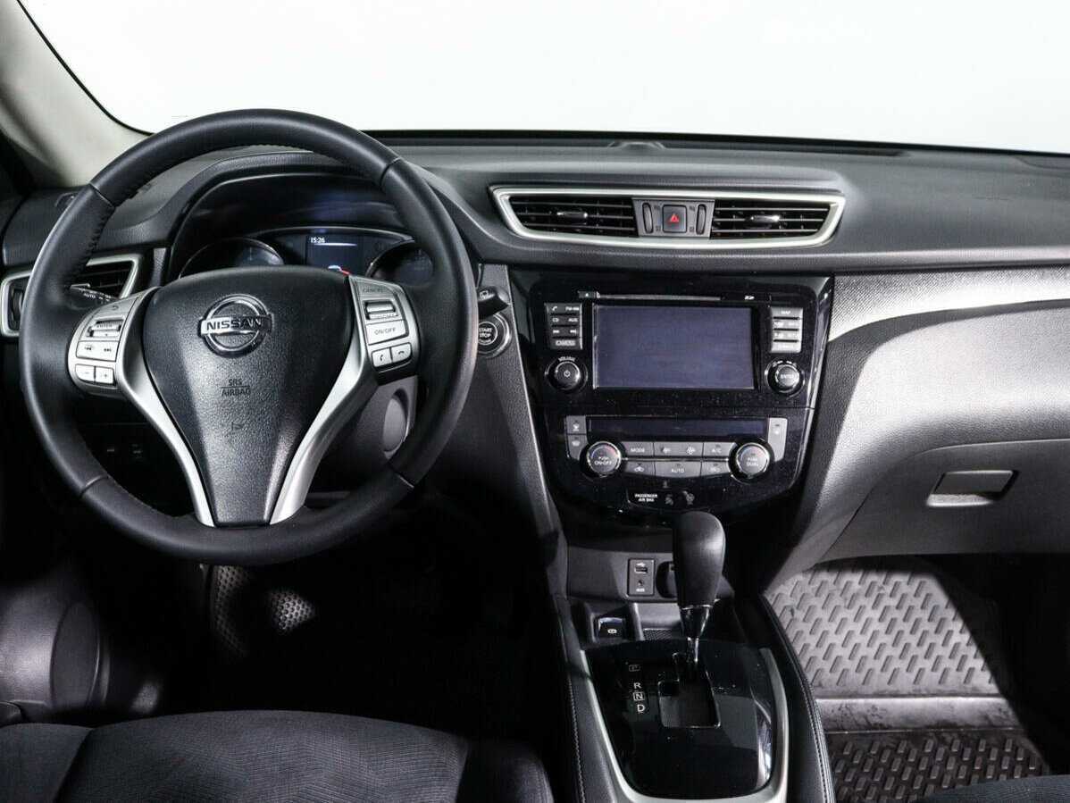 Б/У Ниссан Икс-Трейл 2016 года. Фото: #9