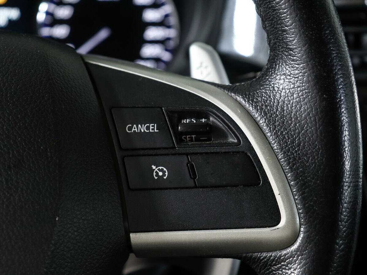 Б/У Митсубиши Оутлэндер 2012 года. Фото: #16